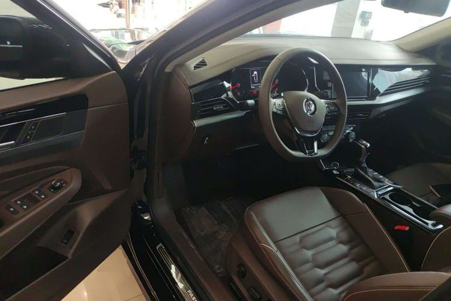 Used Volkswagen Passat 2019 330TSI Elite Edition China V Standard Driver Seat