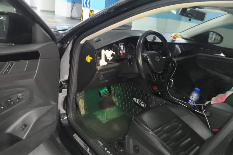 Used Volkswagen Passat 2019 330TSI Elite Edition China VI Driver Seat