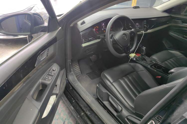Used Volkswagen Passat 2019 280TSI Business Edition China VI Driver Seat