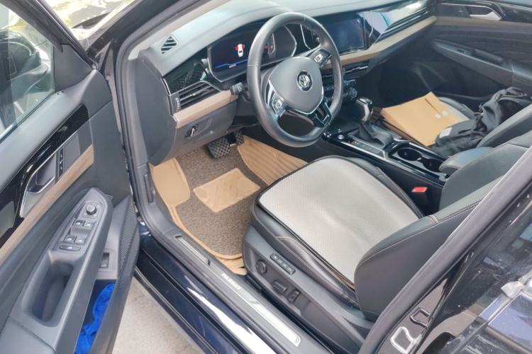 Used Volkswagen Passat 2019 330TSI Luxury Edition China VI Standard Driver Seat