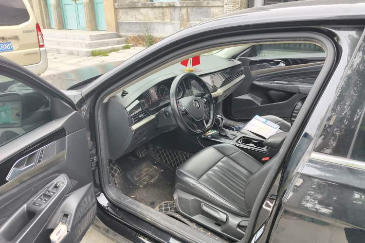 Used Volkswagen Passat 2019 280TSI Business Edition China V Standard Driver Seat