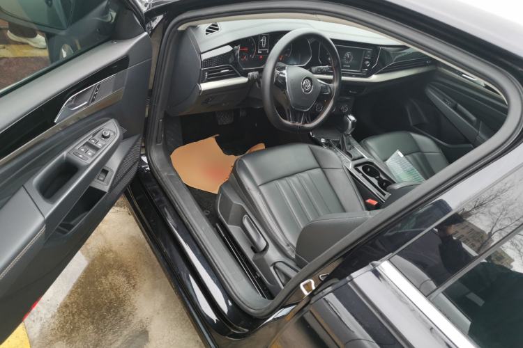 Used Volkswagen Passat 2019 280TSI Business Edition China VI Driver Seat