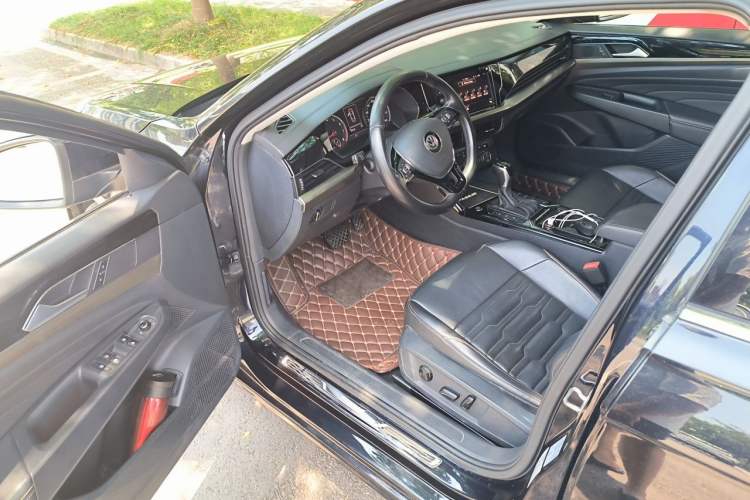 Used Volkswagen Passat 2019 330TSI Elite Edition China VI Driver Seat
