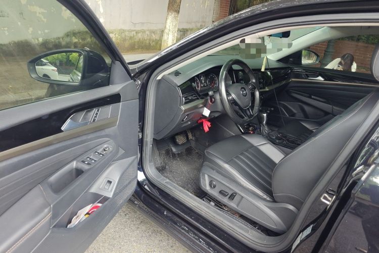 Used Volkswagen Passat 2019 280TSI Business Edition China VI Driver Seat