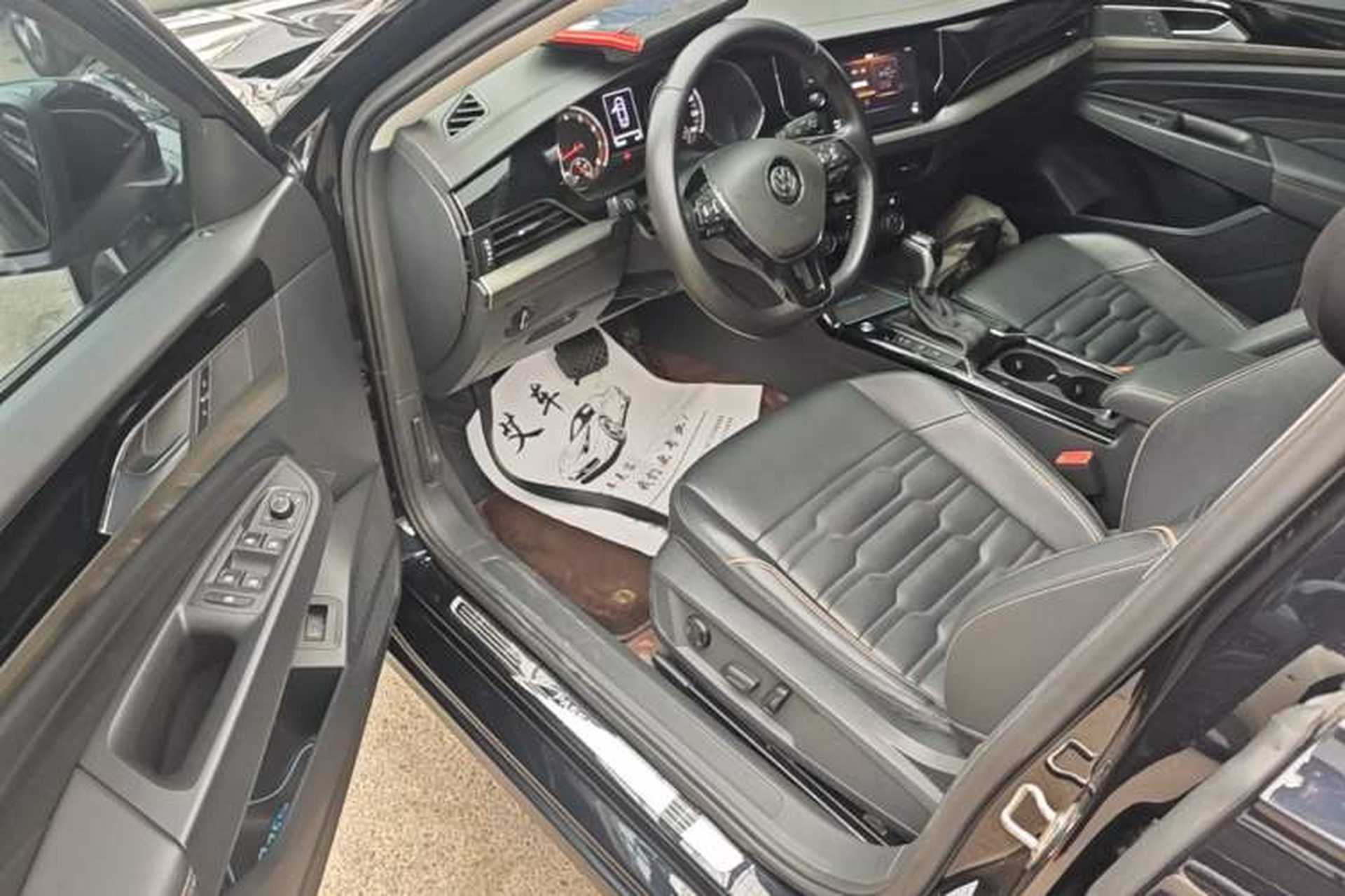 Used Volkswagen Passat 2019 330TSI Elite Edition China VI Driver Seat