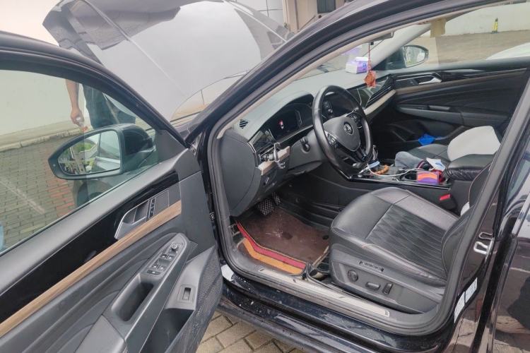 Used Volkswagen Passat 2019 330TSI Luxury Edition China VI Standard Driver Seat