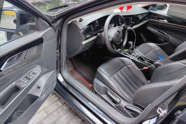 Used Volkswagen Passat 2019 280TSI Business Edition China V Standard Driver Seat
