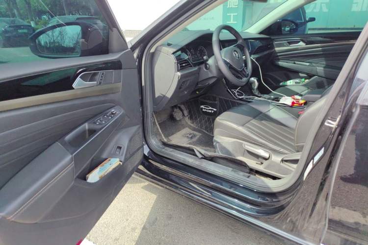 Used Volkswagen Passat 2019 280TSI Business Edition China VI Driver Seat