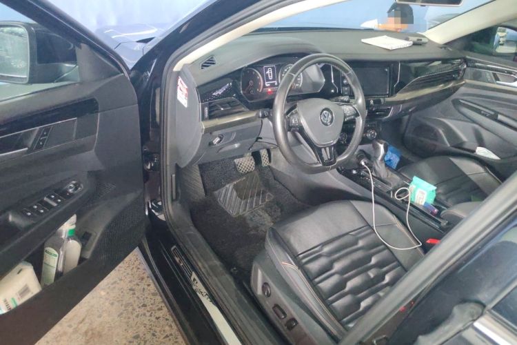 Used Volkswagen Passat 2019 330TSI Elite Edition China VI Driver Seat