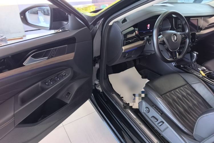 Used Volkswagen Passat 2019 330TSI Luxury Edition China VI Standard Driver Seat
