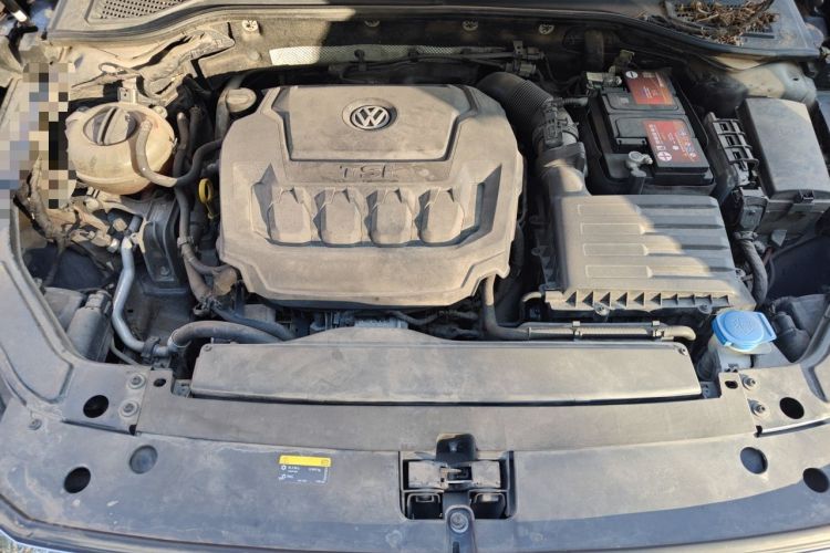 Used Volkswagen Passat 2019 330TSI Luxury Edition China V Standard Engine Bay