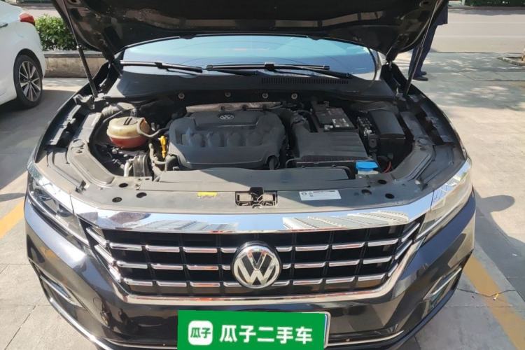 Used Volkswagen Passat 2019 330TSI Elite Edition China V Standard Engine Bay