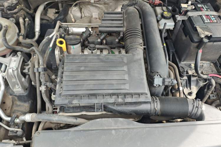 Used Volkswagen Passat 2019 280TSI Elite Edition China V Standard Engine Bay