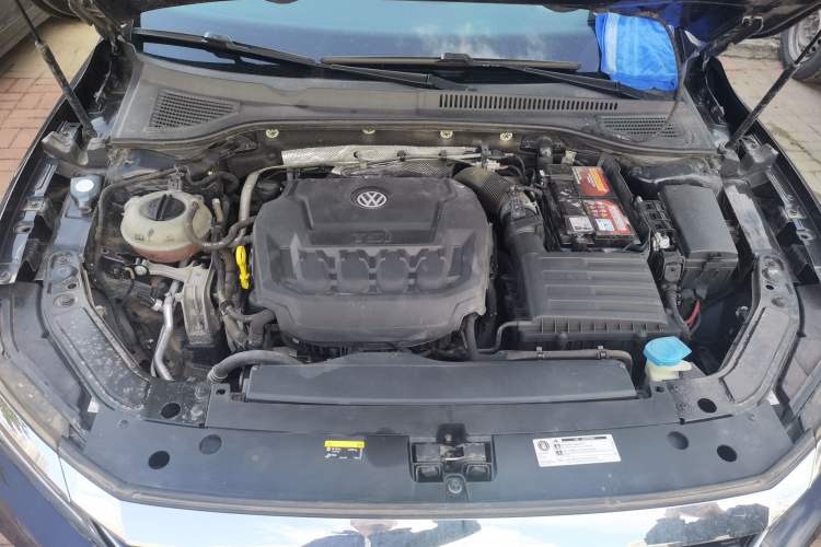 Used Volkswagen Passat 2019 330TSI Elite Edition China V Standard Engine Bay