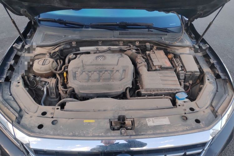 Used Volkswagen Passat 2019 330TSI Elite Edition China V Standard Engine Bay