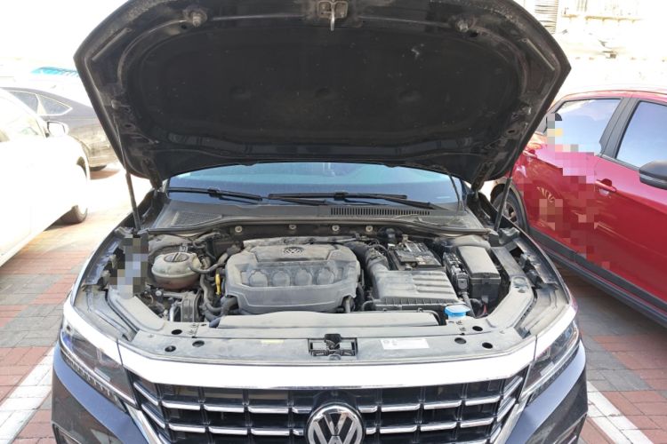 Used Volkswagen Passat 2019 330TSI Luxury Edition China VI Standard Engine Bay