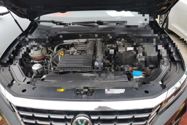 Used Volkswagen Passat 2019 280TSI Business Edition China VI Engine Bay