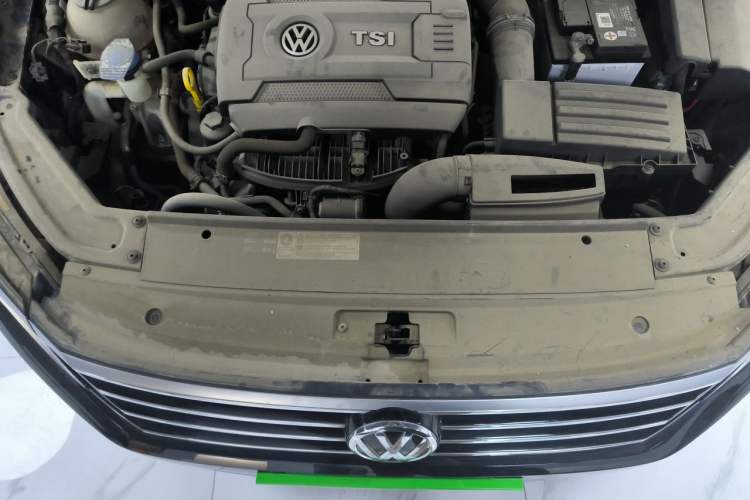 Used Volkswagen Passat 2019 330TSI Elite Edition China V Standard Engine Bay