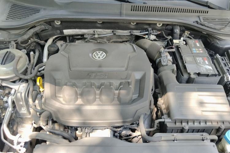 Used Volkswagen Passat 2019 330TSI Elite Edition China V Standard Engine Bay