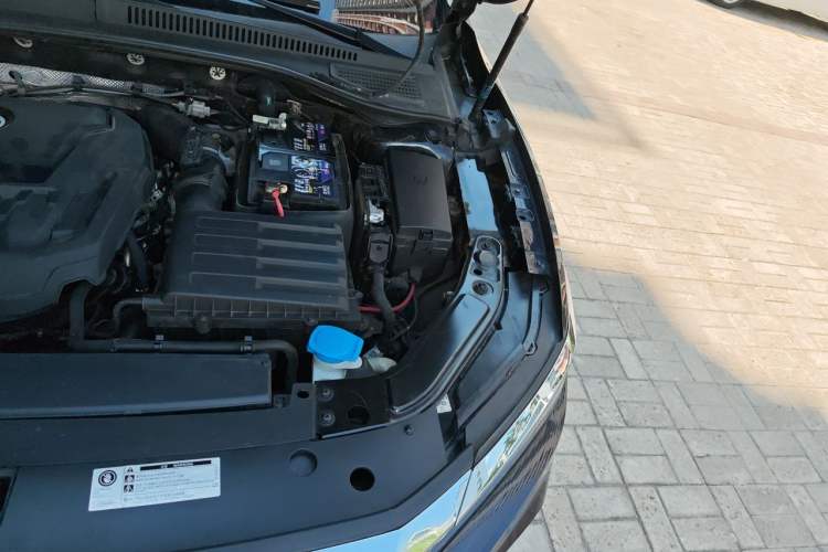 Used Volkswagen Passat 2019 330TSI Elite Edition China VI Engine Bay Left