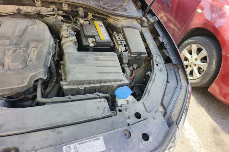 Used Volkswagen Passat 2019 330TSI Elite Edition China VI Engine Bay Left