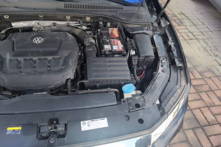Used Volkswagen Passat 2019 330TSI Elite Edition China V Standard Engine Bay Left