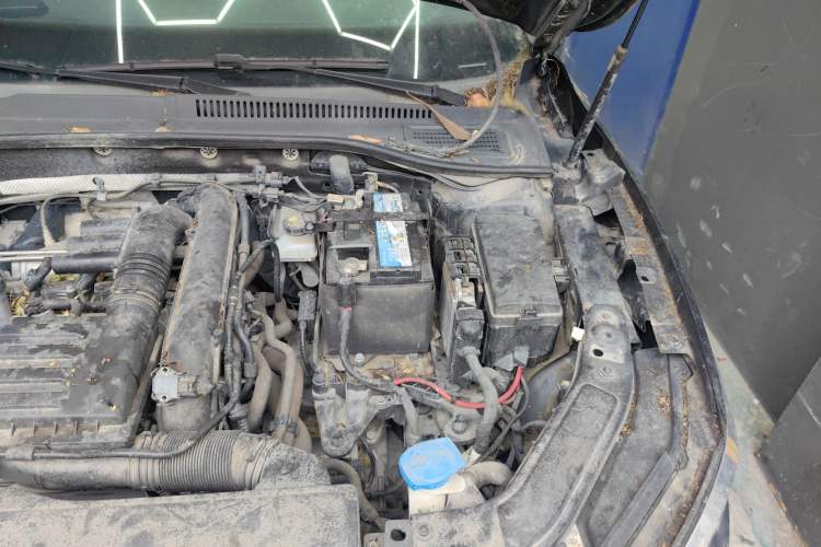 Used Volkswagen Passat 2019 280TSI Business Edition China VI Engine Bay Left