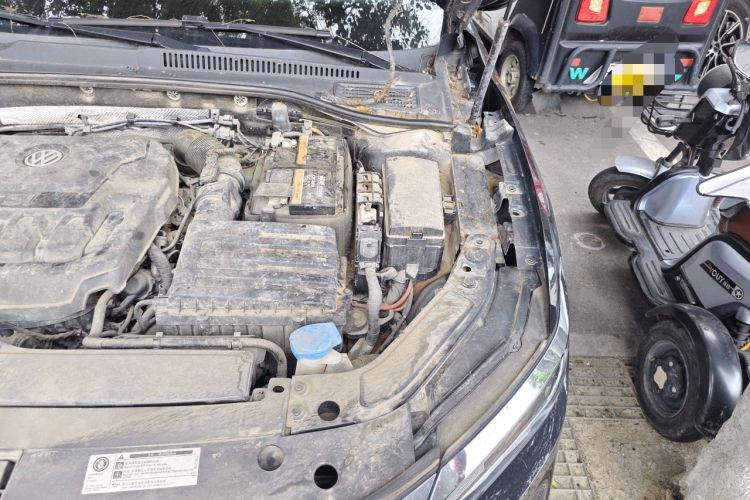Used Volkswagen Passat 2019 330TSI Elite Edition China VI Engine Bay Left
