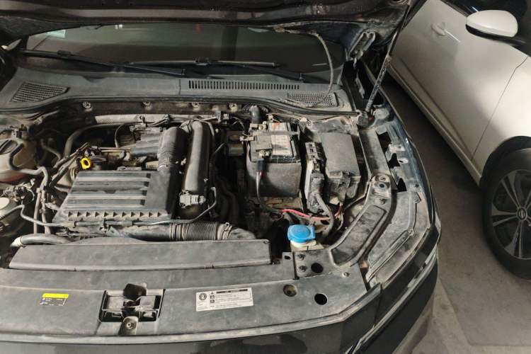 Used Volkswagen Passat 2019 280TSI Business Edition China V Standard Engine Bay Left