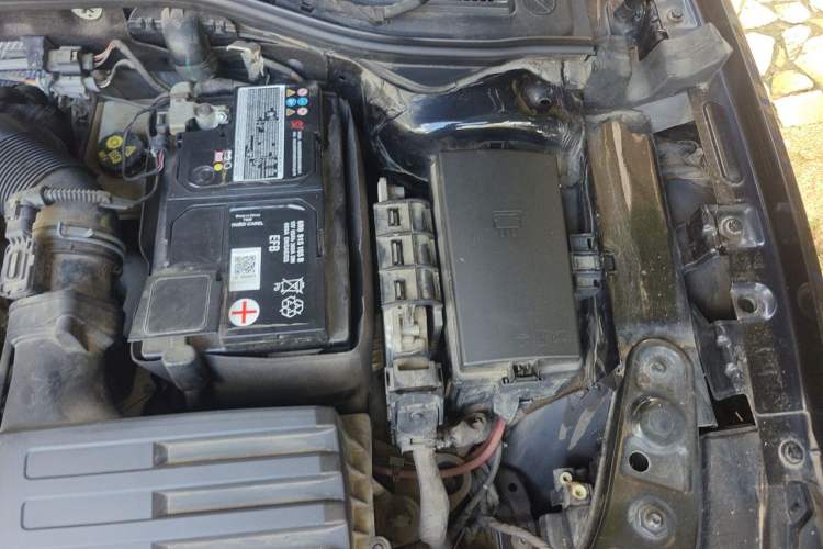 Used Volkswagen Passat 2019 330TSI Elite Edition China VI Engine Bay Left