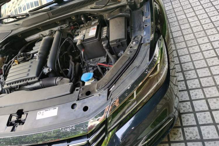 Used Volkswagen Passat 2019 280TSI Elite Edition China V Standard Engine Bay Left