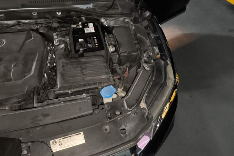 Used Volkswagen Passat 2019 330TSI Elite Edition China VI Engine Bay Left