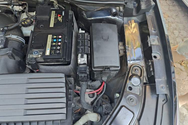 Used Volkswagen Passat 2019 330TSI Elite Edition China VI Engine Bay Left