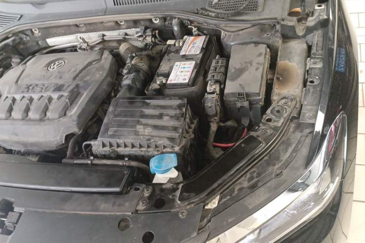 Used Volkswagen Passat 2019 330TSI Elite Edition China V Standard Engine Bay Left