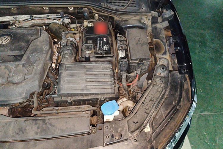 Used Volkswagen Passat 2019 330TSI Elite Edition China VI Engine Bay Left