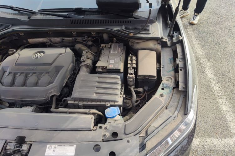 Used Volkswagen Passat 2019 330TSI Elite Edition China V Standard Engine Bay Left