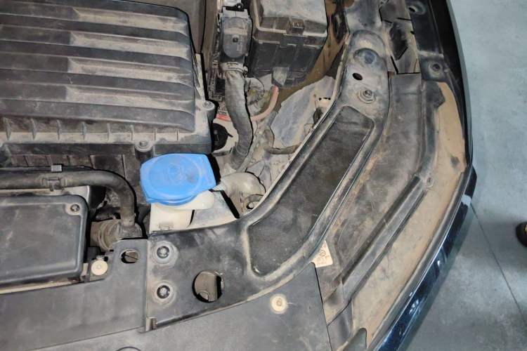 Used Volkswagen Passat 2019 330TSI Elite Edition China V Standard Engine Bay Left