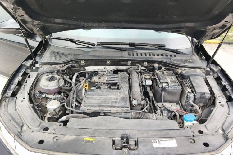 Used Volkswagen Passat 2019 280TSI Business Edition China VI Engine Bay