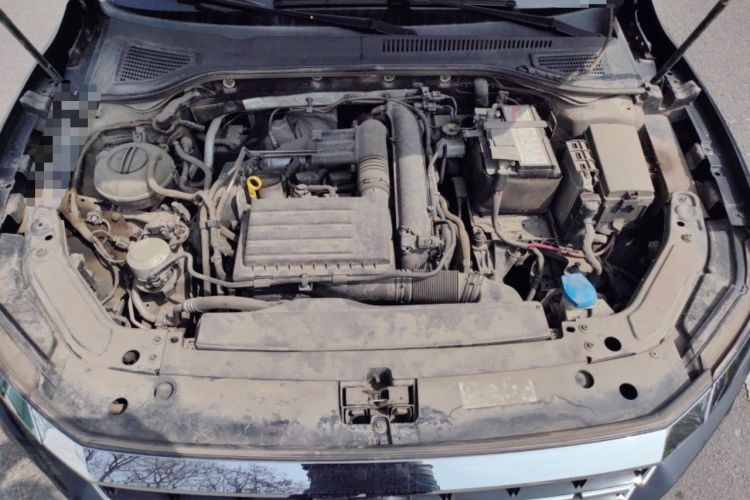 Used Volkswagen Passat 2019 280TSI Business Edition China VI Engine Bay