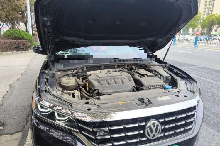 Used Volkswagen Passat 2019 330TSI Luxury Edition China VI Standard Engine Bay Right