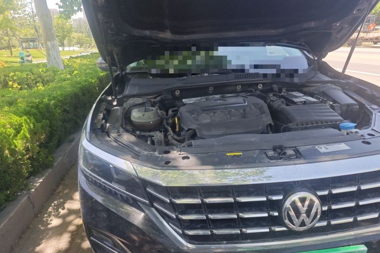 Used Volkswagen Passat 2019 330TSI Luxury Edition China VI Standard Engine Bay Right