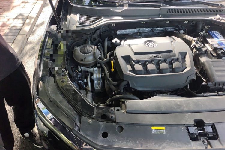 Used Volkswagen Passat 2019 330TSI Luxury Edition China VI Standard Engine Bay Right
