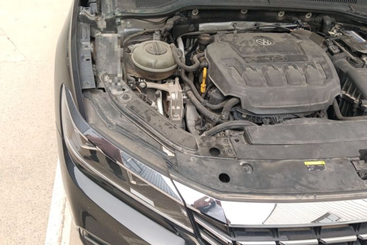 Used Volkswagen Passat 2019 330TSI Elite Edition China V Standard Engine Bay Right