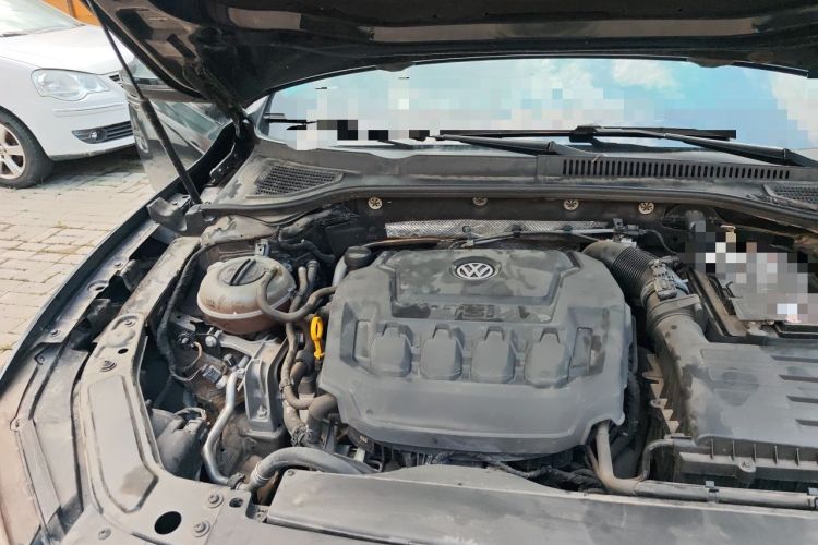 Used Volkswagen Passat 2019 330TSI Luxury Edition China VI Standard Engine Bay Right