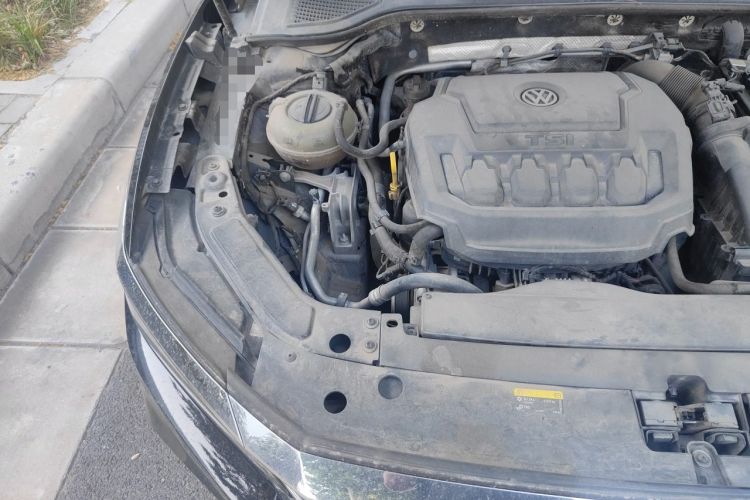 Used Volkswagen Passat 2019 330TSI Elite Edition China V Standard Engine Bay Right