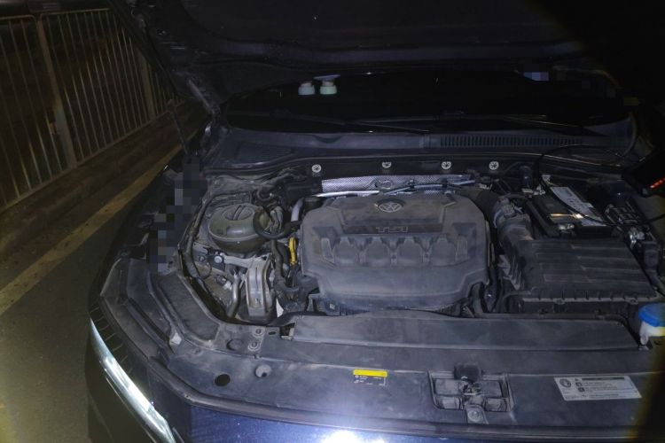 Used Volkswagen Passat 2019 330TSI Elite Edition China VI Engine Bay Right