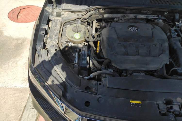 Used Volkswagen Passat 2019 330TSI Prestige Edition China V Standard Engine Bay Right