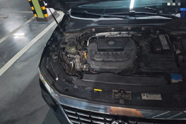 Used Volkswagen Passat 2019 330TSI Elite Edition China VI Engine Bay Right