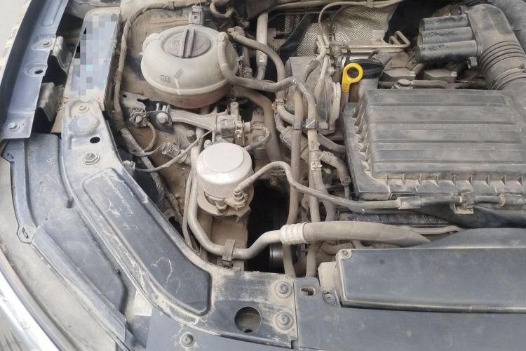 Used Volkswagen Passat 2019 280TSI Business Edition China VI Engine Bay Right