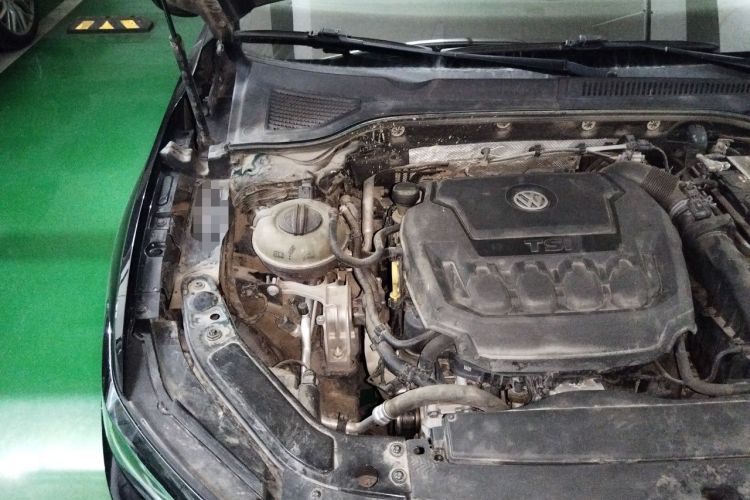 Used Volkswagen Passat 2019 330TSI Prestige Edition China VI Standard Engine Bay Right